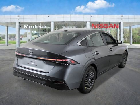 New 2026 Nissan Sentra SV image 5