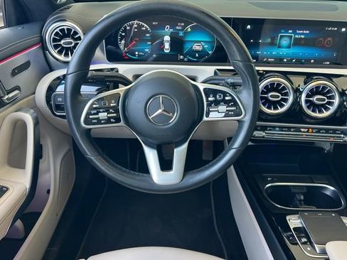 Used 2020 Mercedes-Benz CLA 250 image 16