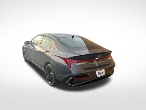 New 2026 Hyundai Elantra SEL Sport Premium FWD image 8