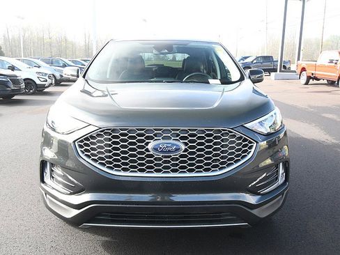 Used 2024 Ford Edge SEL w/ Convenience Package AWD/4WD image 2