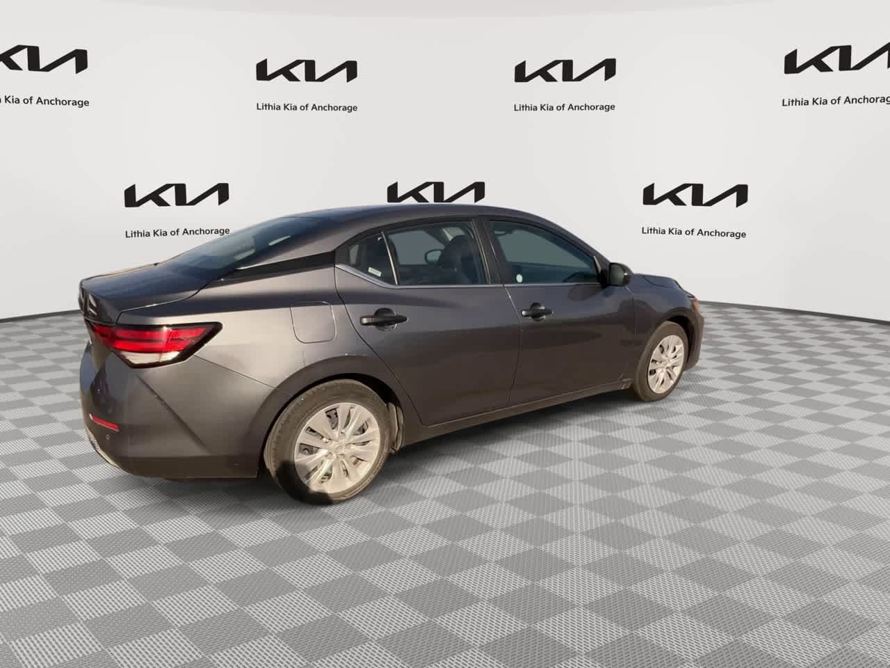 Used 2024 Nissan Sentra S FWD image 8