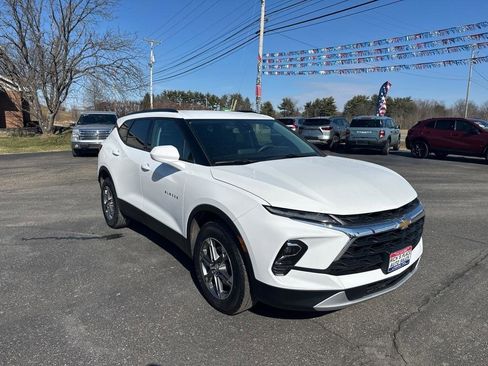 Used 2024 Chevrolet Blazer LT w/ Convenience Package image 7