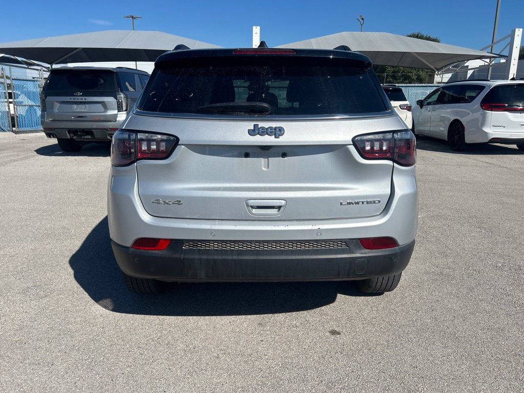 Used 2025 Jeep Compass Limited AWD/4WD image 7