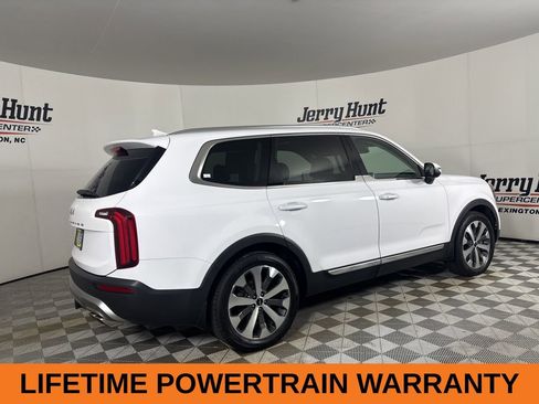 Used 2022 Kia Telluride EX w/ EX Premium Package image 5