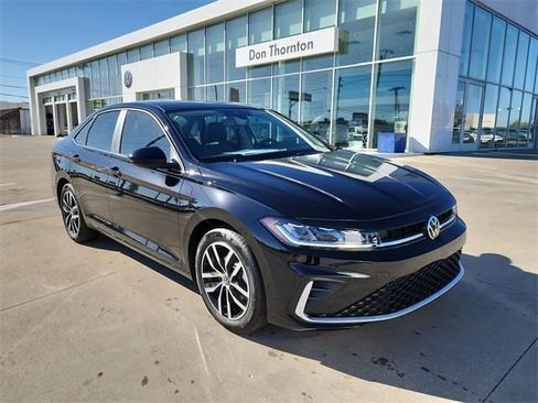 New 2026 Volkswagen Jetta SE image 1