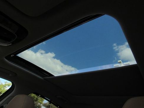 Used 2023 Hyundai Sonata Limited image 7