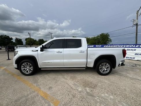 Used 2024 GMC Sierra 1500 Denali w/ Technology Package AWD/4WD image 18