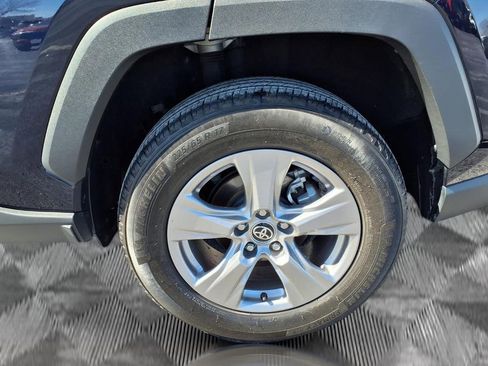 Used 2025 Toyota RAV4 XLE AWD/4WD image 20