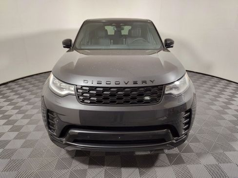 Certified 2025 Land Rover Discovery Dynamic SE image 5