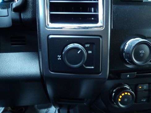 Used 2015 Ford F150 XLT w/ Equipment Group 301A Mid RWD image 27