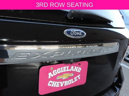 Used 2022 Ford Explorer XLT RWD image 16
