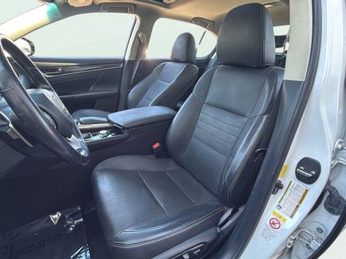 Used 2016 Lexus GS 350 RWD image 14