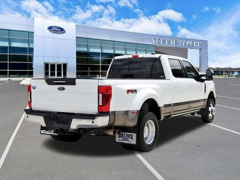 Used 2021 Ford F350 Lariat w/ Lariat Ultimate Package AWD/4WD image 4