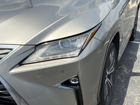 Used 2019 Lexus RX 350 FWD w/ Navigation Package image 9