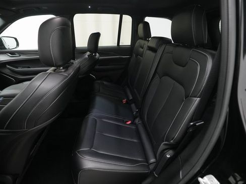 Used 2025 Jeep Grand Cherokee Limited 4xe image 15