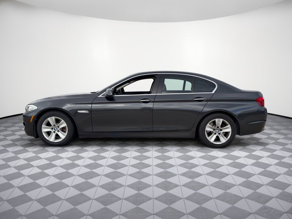 Used 2012 BMW 528i Sedan RWD image 2