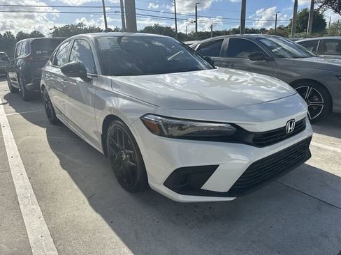 Used 2023 Honda Civic Sport image 40