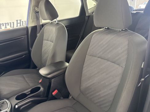 Used 2022 Kia Seltos LX image 9