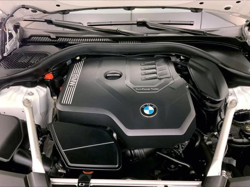Used 2023 BMW 530i xDrive w/ M Sport Package AWD/4WD image 9