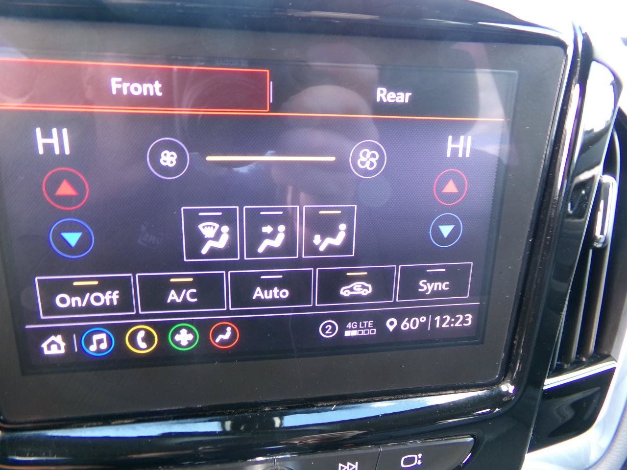 Used 2020 Chevrolet Traverse LT AWD/4WD image 24