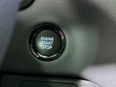 Used 2025 Toyota Tundra Limited image 19