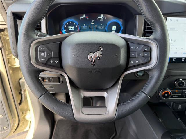 Used 2026 Ford Bronco Badlands AWD/4WD image 16
