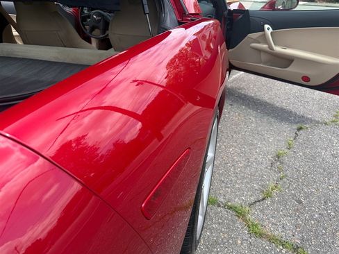 Used 2005 Chevrolet Corvette Coupe w/ Preferred Equipment Group RWD image 19