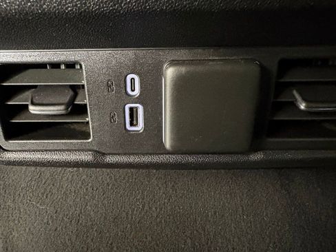 Used 2024 Chevrolet Silverado 1500 LT image 45