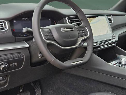 New 2026 Jeep Grand Wagoneer Limited AWD/4WD image 18