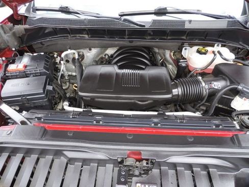 Used 2019 Chevrolet Silverado 1500 High Country w/ Technology Package image 22