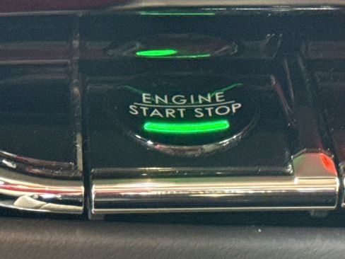 Certified 2022 Lincoln Nautilus Reserve AWD/4WD image 22