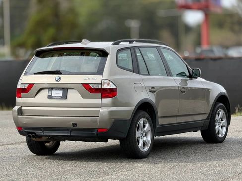 Used 2007 BMW X3 3.0si image 9