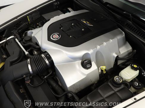 Used 2006 Cadillac XLR V image 30