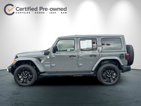 Used 2023 Jeep Wrangler Unlimited Sahara w/ Cold Weather Group image 7