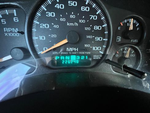 Used 2001 GMC Sierra 1500 SLE w/ Convenience Plus Group image 15