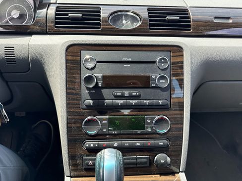 Used 2008 Mercury Sable Premier FWD image 9