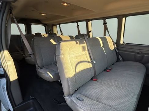 Used 2024 Chevrolet Express 3500 LT w/ LT Preferred Equipment Group RWD image 37