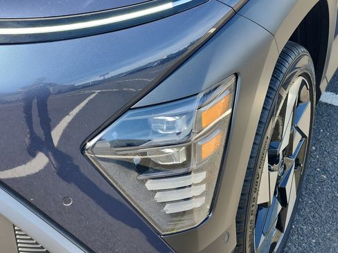 Used 2024 Hyundai Kona Limited AWD/4WD image 9