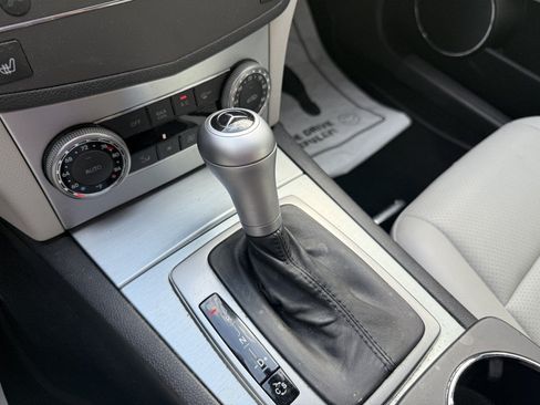 Used 2010 Mercedes-Benz C 300 4MATIC Sedan image 22