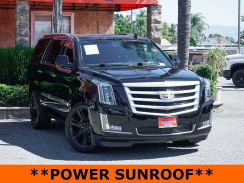 Used 2019 Cadillac Escalade Premium Luxury RWD image 2