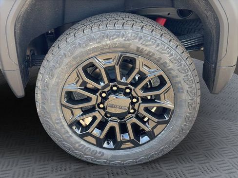 New 2026 GMC Sierra 2500 AT4 w/ AT4 Premium Plus Package AWD/4WD image 29
