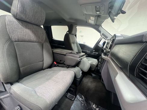 Used 2023 Ford F150 XLT AWD/4WD image 24
