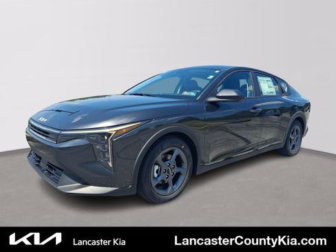 New 2026 Kia K4 FWD image 1