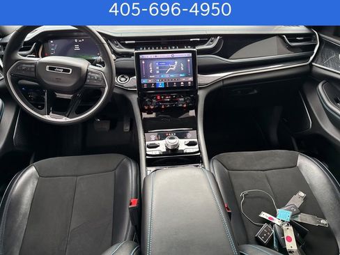 Used 2022 Jeep Grand Cherokee Trailhawk w/ Luxury Tech Group III image 20