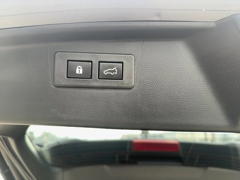 Used 2023 Subaru Outback Onyx Edition image 19