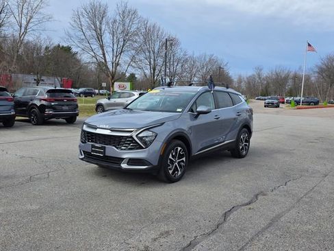 Certified 2023 Kia Sportage EX AWD/4WD image 4