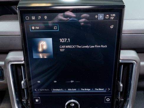 Used 2025 GMC Yukon Denali image 18