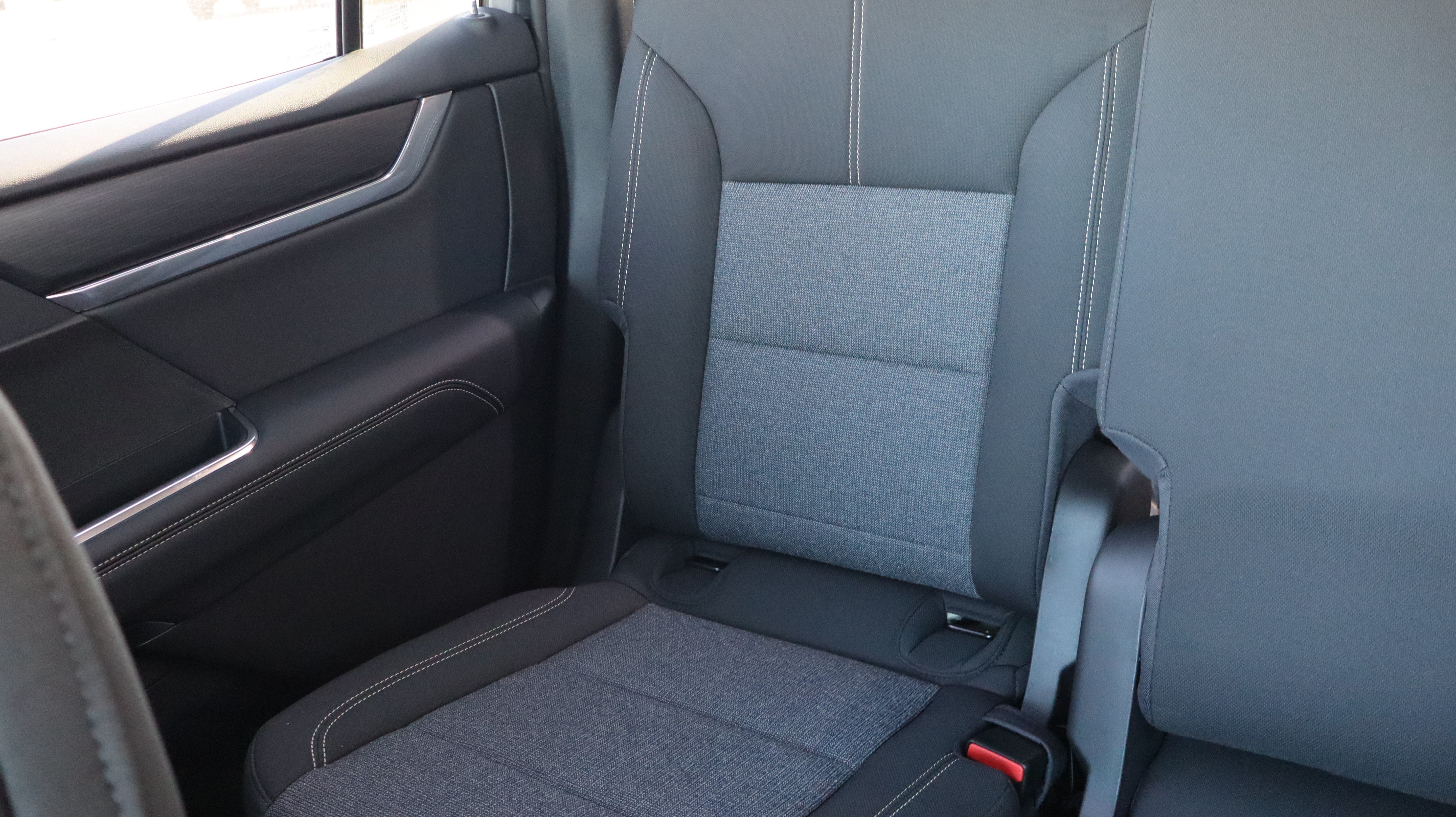 New 2026 GMC Acadia Elevation w/ LPO, Floor Liner Package AWD/4WD image 13