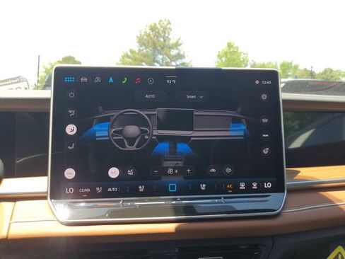New 2026 Volkswagen Tiguan SEL R-Line AWD/4WD image 20