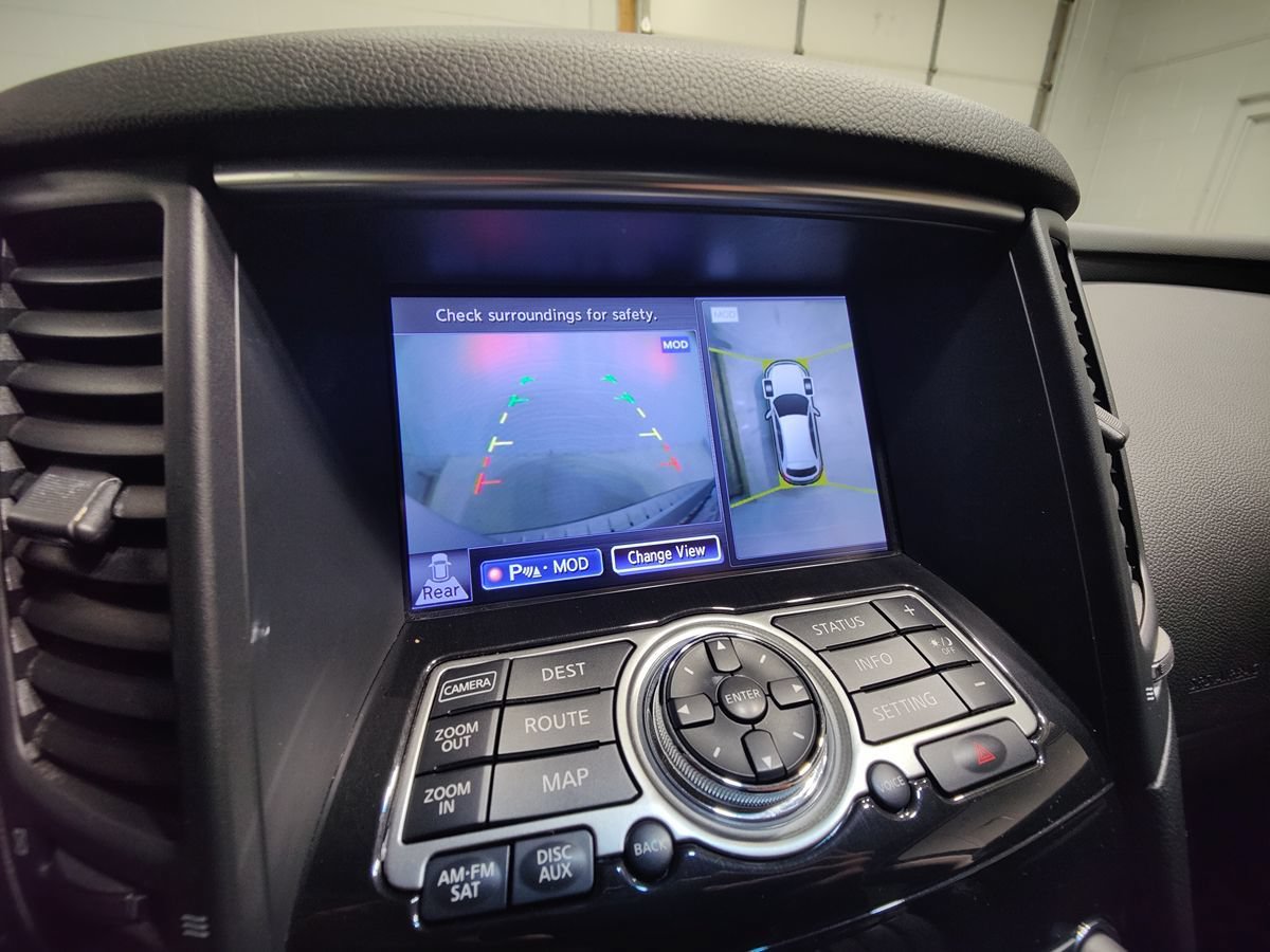 Used 2013 INFINITI FX37 AWD w/ Premium Pkg image 36